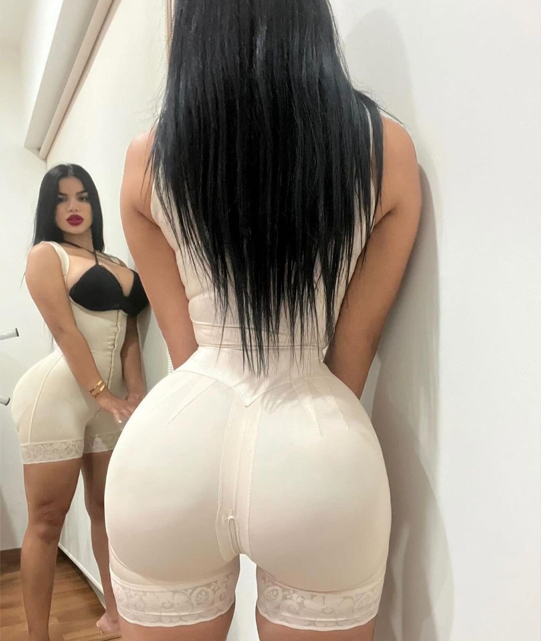 sculpting gaine 25 (5) sculpting gaine 25 (5)